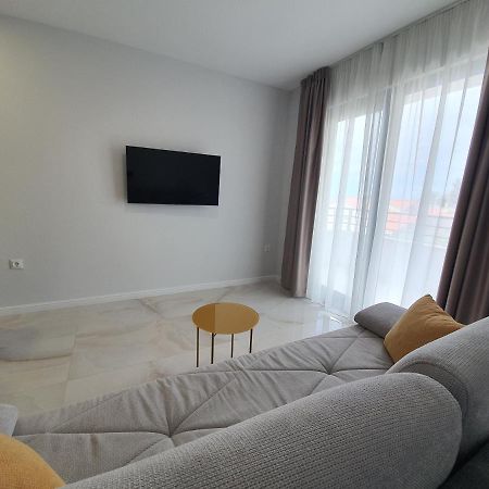 Bellissima Apartments Brist Εξωτερικό φωτογραφία