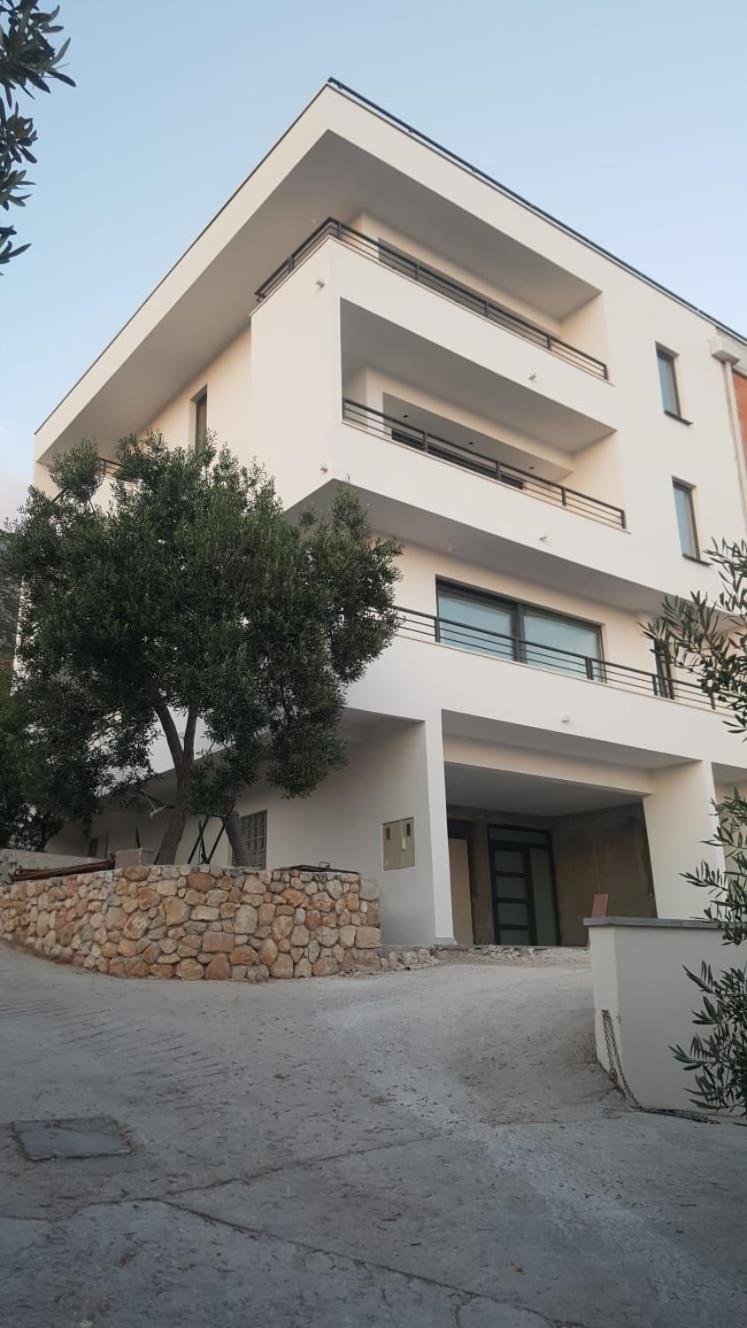 Bellissima Apartments Brist Εξωτερικό φωτογραφία